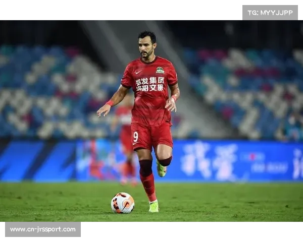 多特蒙德锁定未来:1200万欧元签下17岁克鲁塞罗左闸马特乌斯·普拉特斯